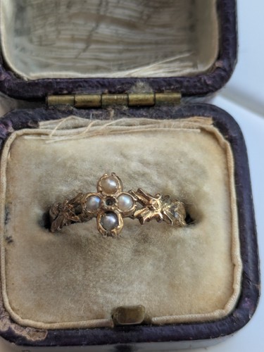 Victorian gold seed - gold,