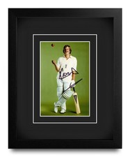 Ian Botham Signed 10x8 Framed