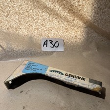 LAND ROVER OE NOS Seat Belt Bracket L/H 109 2A S.W 