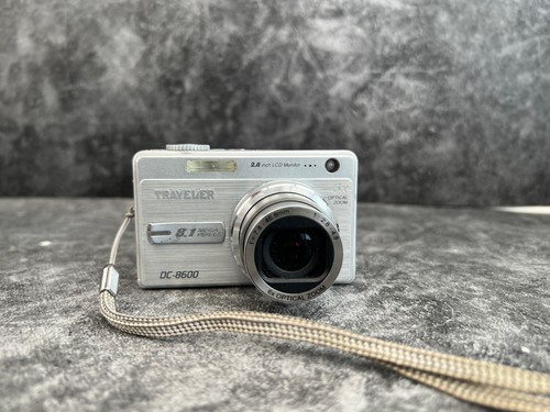 Traveler digital camera - digital,