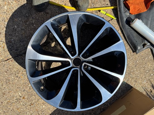 Genuine bentley bentayga - bentley, 21"