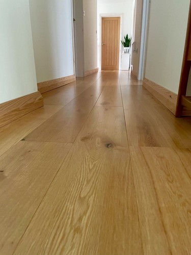Engineered oak lacquered - engineered,