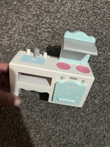 Rosebud wooden dolls house - rosebud,