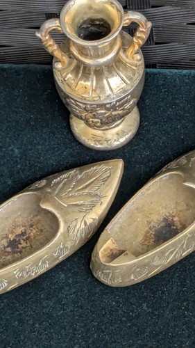 Vintage brass shoe ashtrays - brass, x2