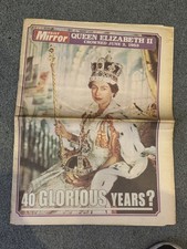 Daily Mirror  – Queen Elizabeth II Vintage Newspaper 