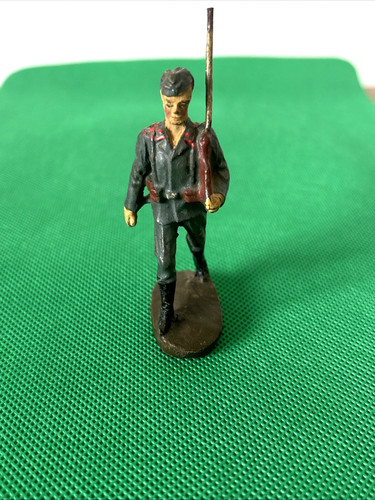 Elastolin german soldier - german,