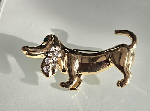 Beautiful goldtone dog brooch - beautiful,
