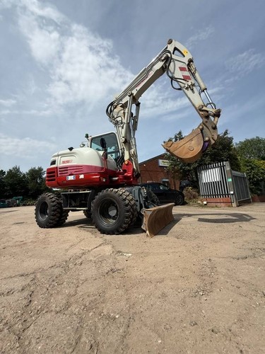 Takeuchi excavator - takeuchi,
