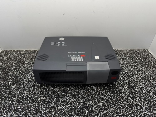 Hitachi mp8747 3lcd - 3m,
