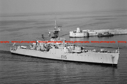 F010418 hms berwick f115 - hms, anti