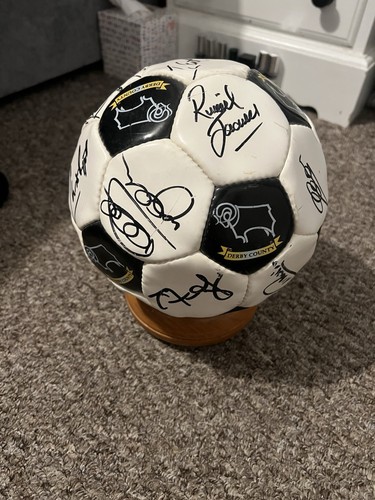 Derby county autographed - county,