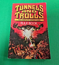 Tunnels and Trolls Rule Book ***VGC 1st/1st EDITION!!*** T&T Ken St Andre Corgi