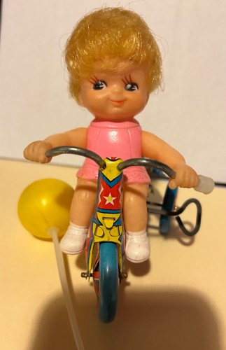 Vintage tin litho wind - vintage, girl