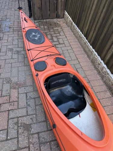 Point sea tourer - point, n