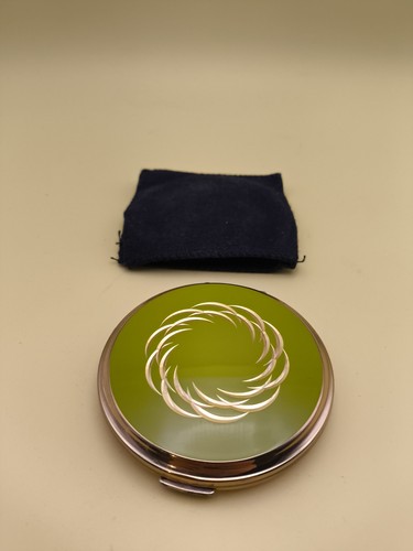 Vintage green chartreuse gold - chartreuse,