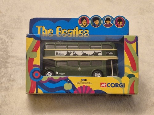 Corgi 32304 the beatles aec - corgi,