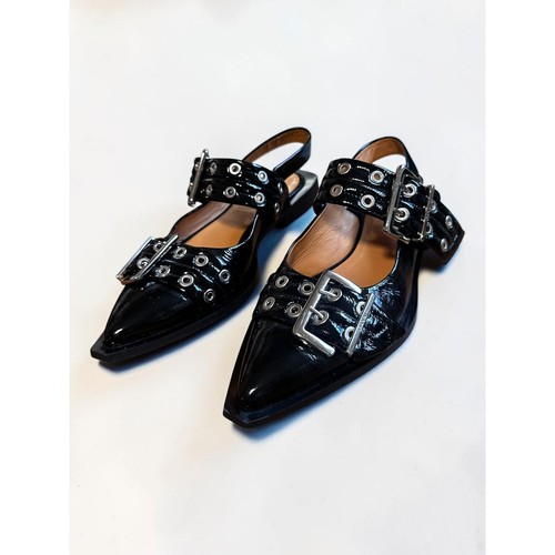 Ganni feminine buckle - feminine,