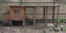 Pets imperial poultry/chicken/ guinea pig/ rabbit hutch with run.