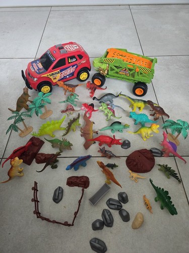 Huge dinosaur toy - huge, mixed
