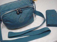 ~ KIPLING Breezer ~ True Blue
