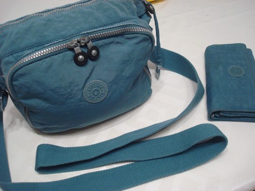 Kipling breezer true - ~,