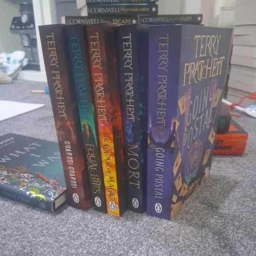 Discworld series terry - series,