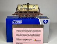 Rare Dapol 6 Wheel Milk Tank Wagon Cotteswold Dairy - Ltd Edition - OO Gauge
