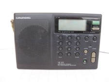 Radio Grundig Yacht Boy 305