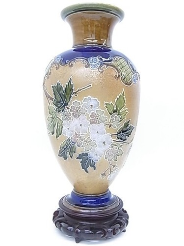 Antique royal doulton - antique,
