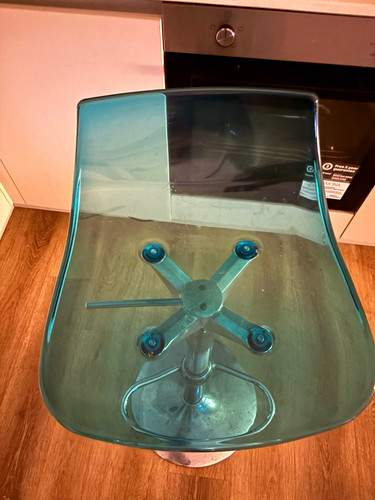 Transparent blue swivel - transparent,