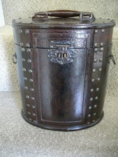 Vintage Wooden Bottle Carrier/