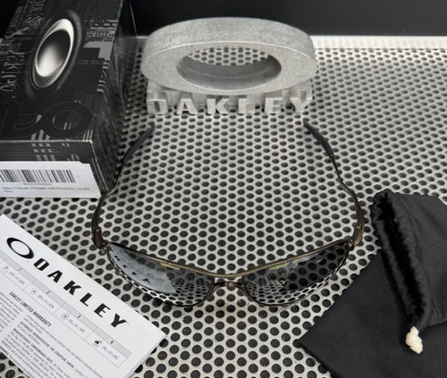 Oakley titanium crosshair ti - titanium,