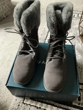 EMU Australia Women's Size 6 Grey. Waterproof, New With Box.