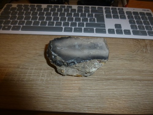 Old flint rock - flint,