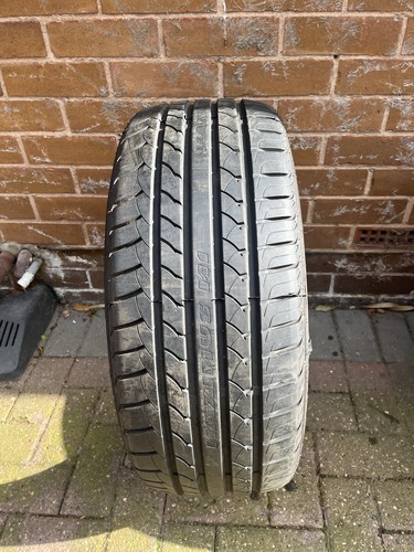 245 maximus - 245/45-18,
