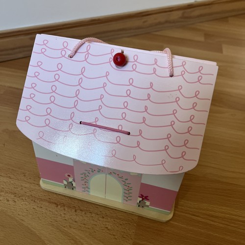 Small wooden dolls house - small,