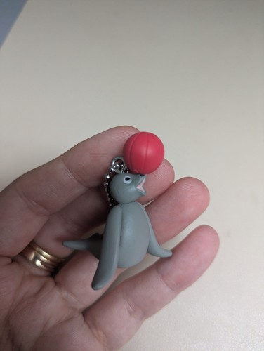 Pingu gachapon 2023 bandai - pingu,