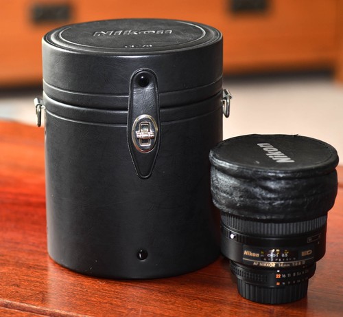 Nikon 14mm afs ed super - 14mm, f/2.8