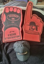 WWE WWF Vintage Undertaker Foam Hands And Baseball Cap American Badass Rare Item