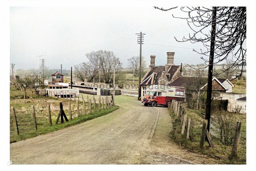 Bbc0233 bedwyn railway - bedwyn,