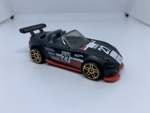 Hot wheels mazda mx - hot,
