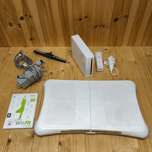 Nintendo wii white console - wii,