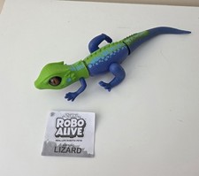 Robo-Alive Chameleon/Lizard, Kids Toy Animals, Blue & Green Running Lizard !
