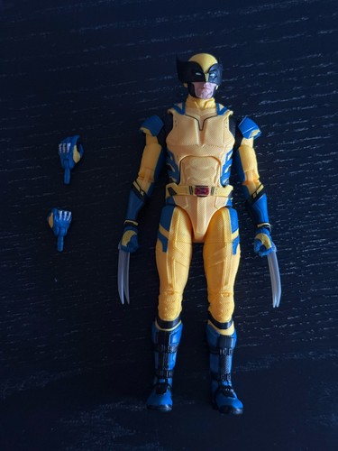 Marvel legends wolverine - marvel,