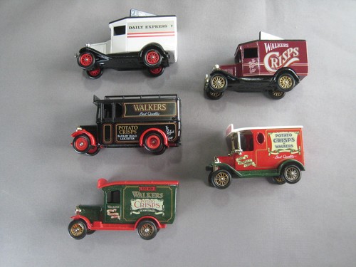 Lledo vintage walkers crisps - vintage,
