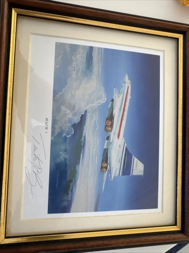 Supersonic concorde signed - ,