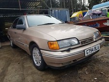 1990 ford granada 2.0 petrol automatic. BREAKING ONLY. side light bulb