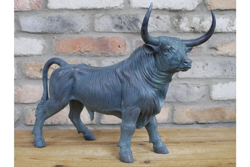 Bull statue - bull,