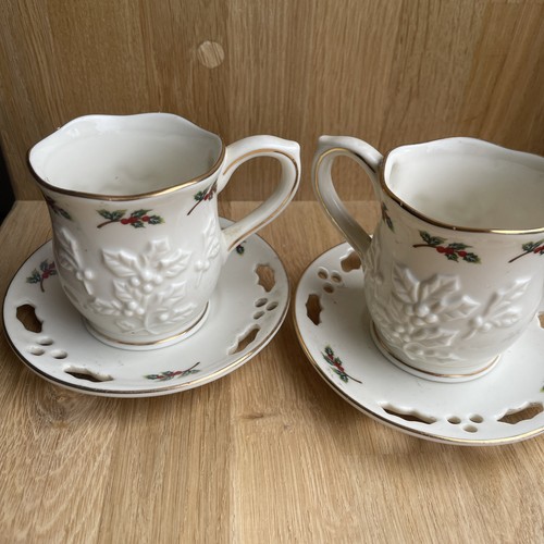 Partylite holly leaf teacup - leaf,