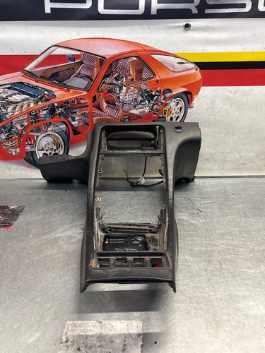 Porsche 928 center console - 928,